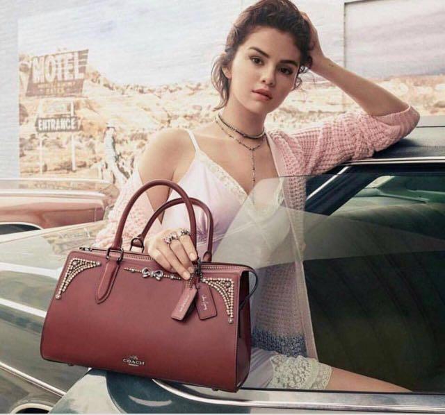Coach bond bag top
