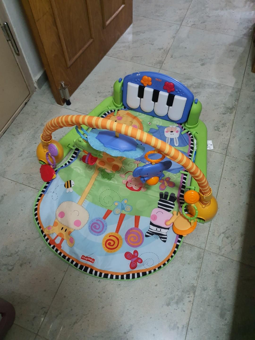 baby floor mat with piano
