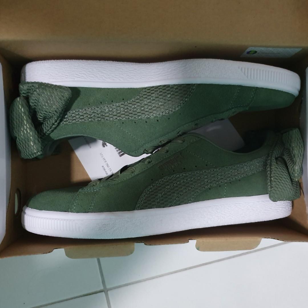 puma dark green shoes