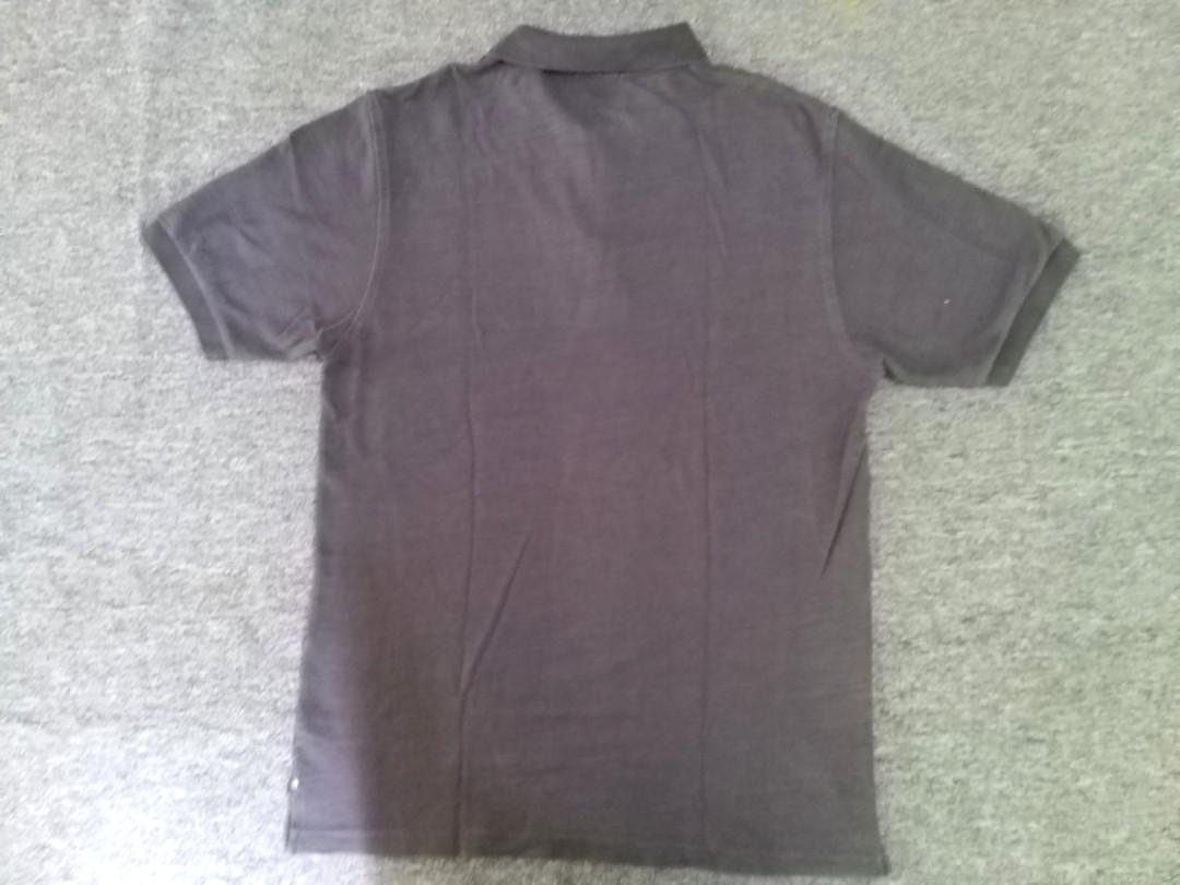 Bossini Polo Shirt (Category: Tshirts & Polo Shirts ) located in Urdaneta. Submitted by erasmusburg (Listing ID 259824196, Image 2). Description: Used but in good condition RFS: Decluttering / Too many clothes No meetups Shipping fee to be paid by the buyer MOP: BPI, LBC or Palawan.
