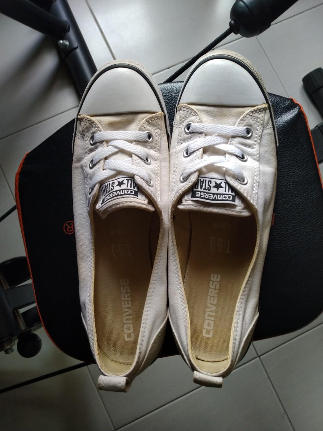 Core hot sale slip converse