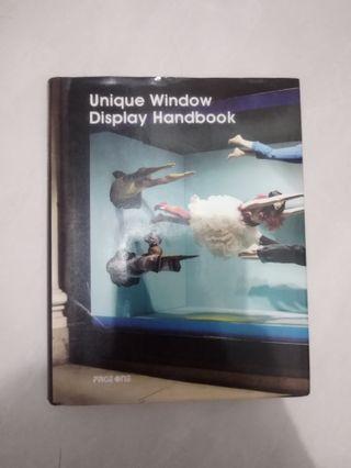 BUKU WINDOW DISPLAY bhs.inggris
