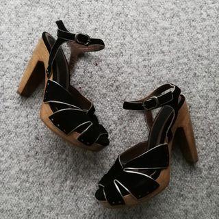 [SUMMER SALE] MARNI Black Suede Peep-Toe Wooden Heels