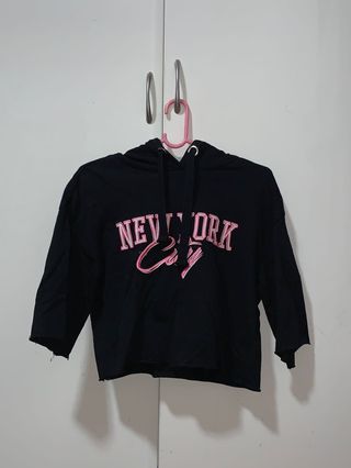 (Category: ) located in . Submitted by freshcloset (Listing ID 259942182, Image 1). Description: .