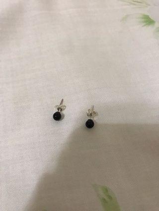 黑珠珠耳環（純銀