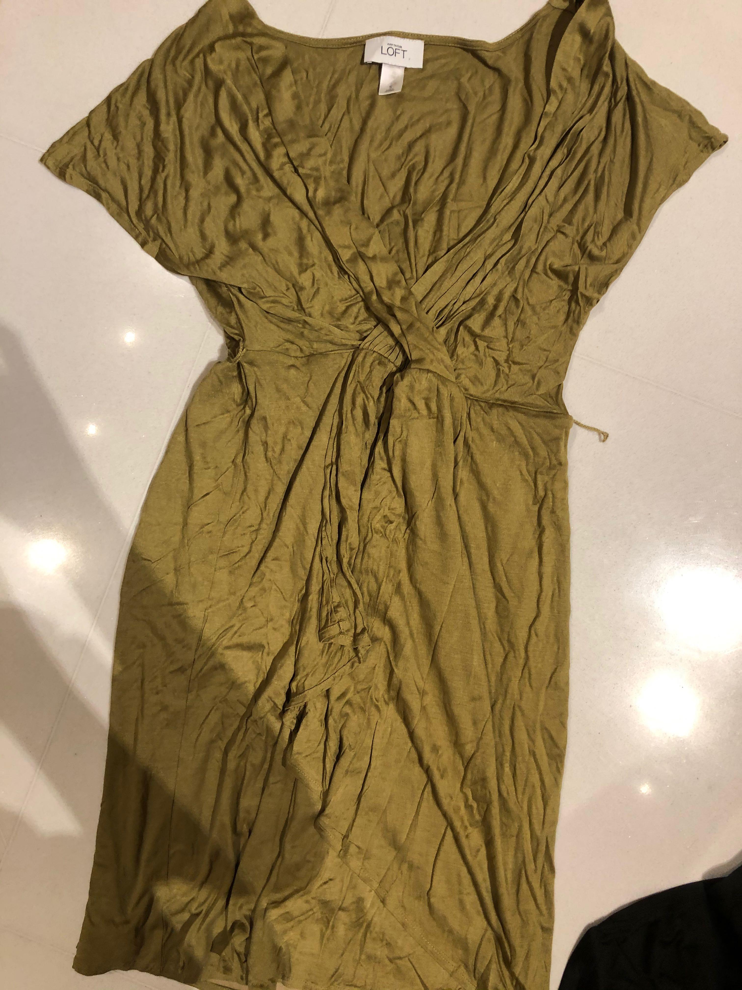 Ann Taylor LOFT maternity dress Women s Fashion Maternity wear on Carousell