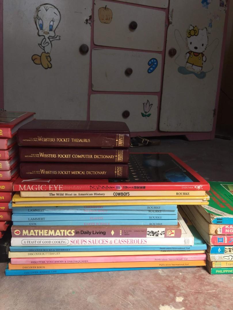 Colliers Encyclopedia and Academic Books, Hobbies & Toys, Books