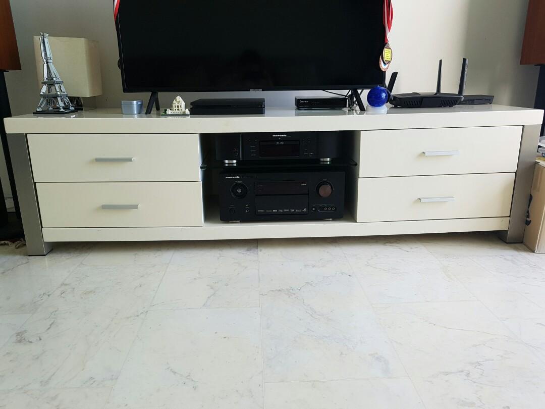 Courts on sale tv console