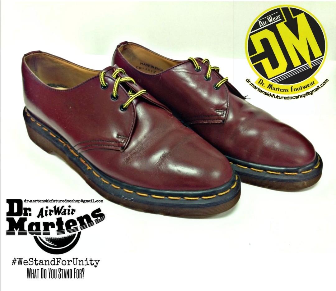 Dr Martens Vintage 3eyelets Low Cut 1461 in Cherry Red MiE