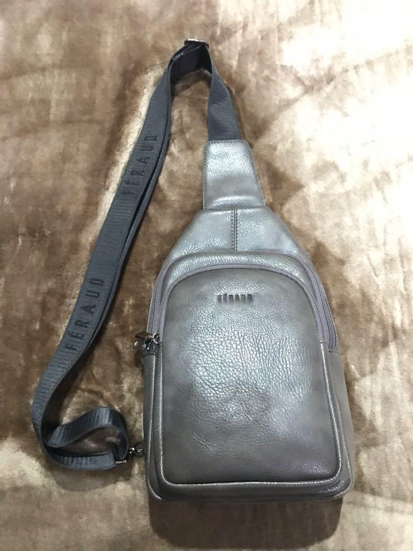feraud sling bag