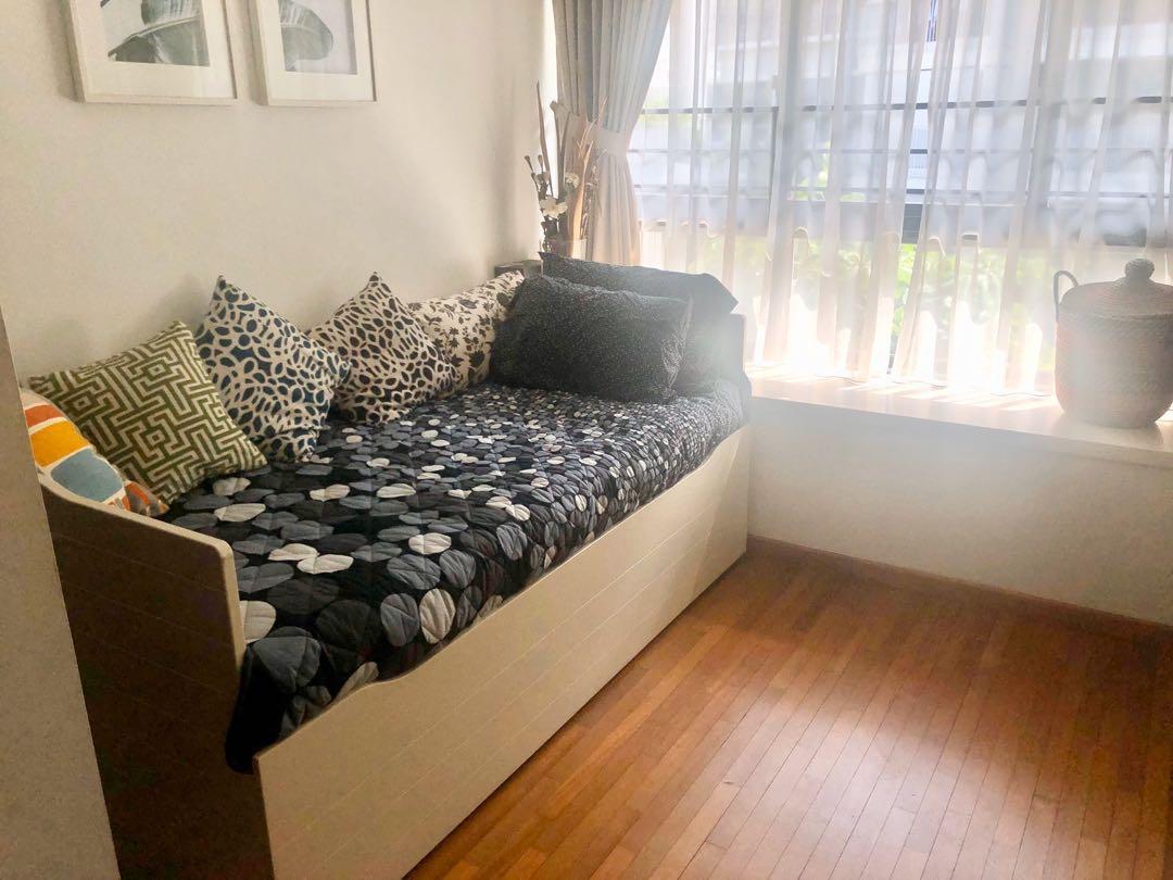 IKEA Daybed Brimnes Hemnes, Furniture & Home Living, Furniture, Bed