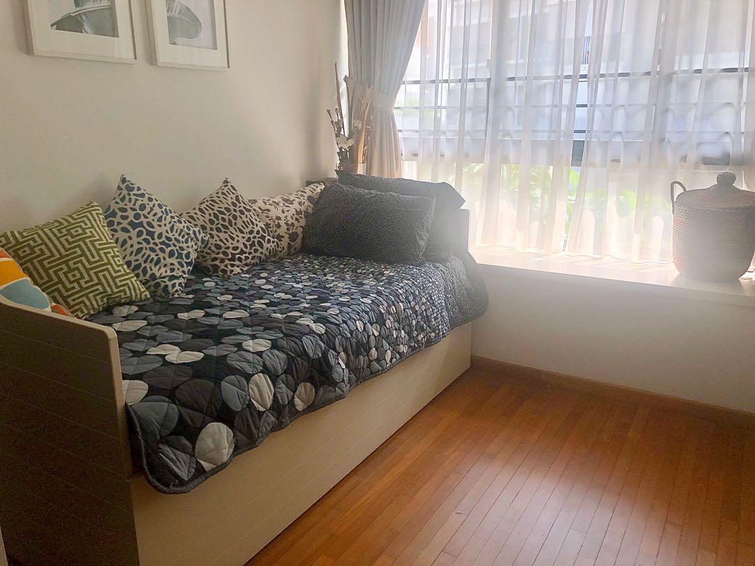 IKEA Daybed Brimnes Hemnes, Furniture & Home Living, Furniture, Bed