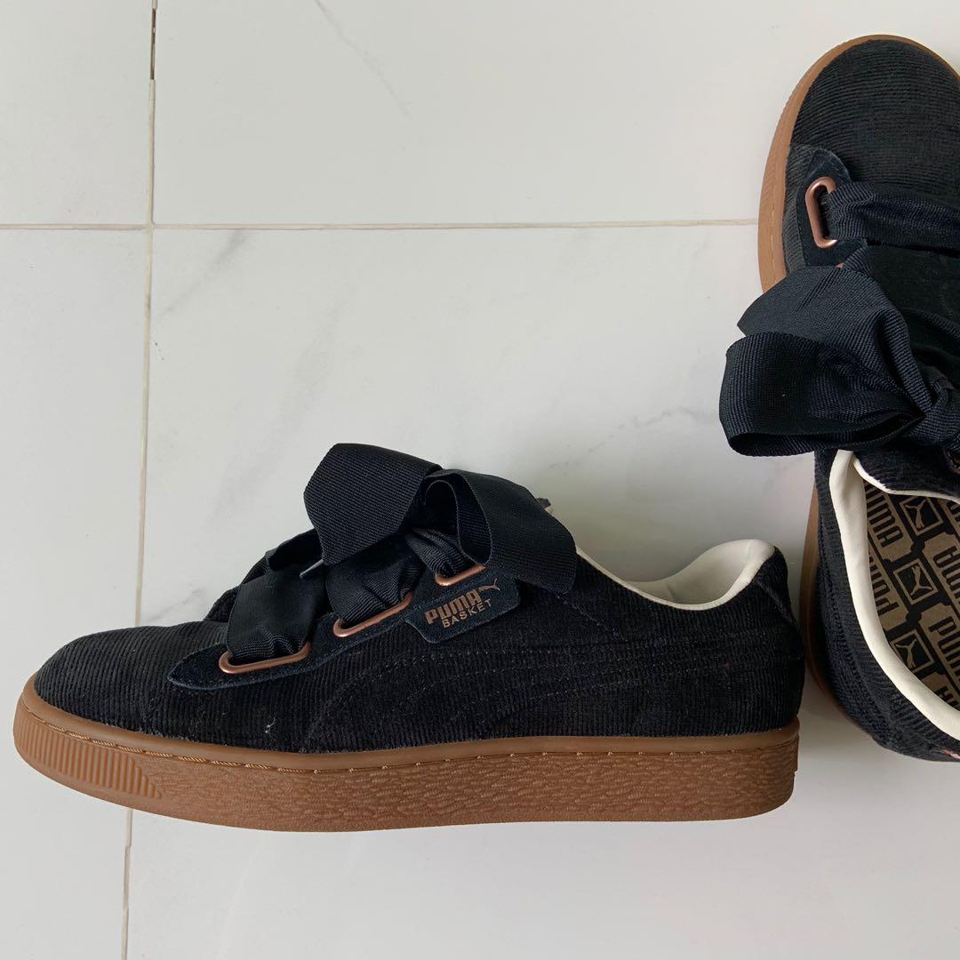 Puma basket hotsell heart corduroy wn's