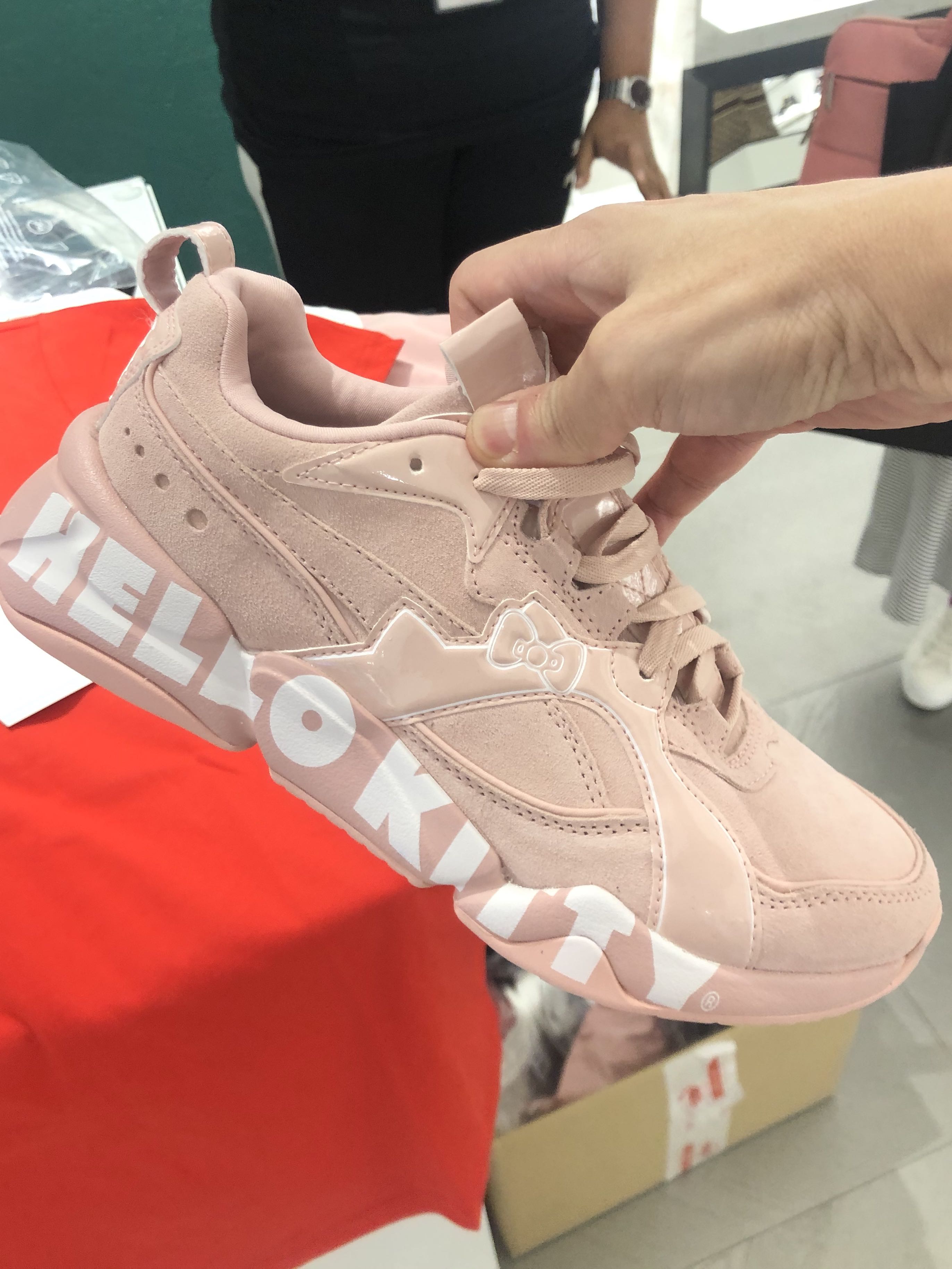Puma Hello Kitty Collection size 38 Men s Fashion Footwear Sneakers on Carousell