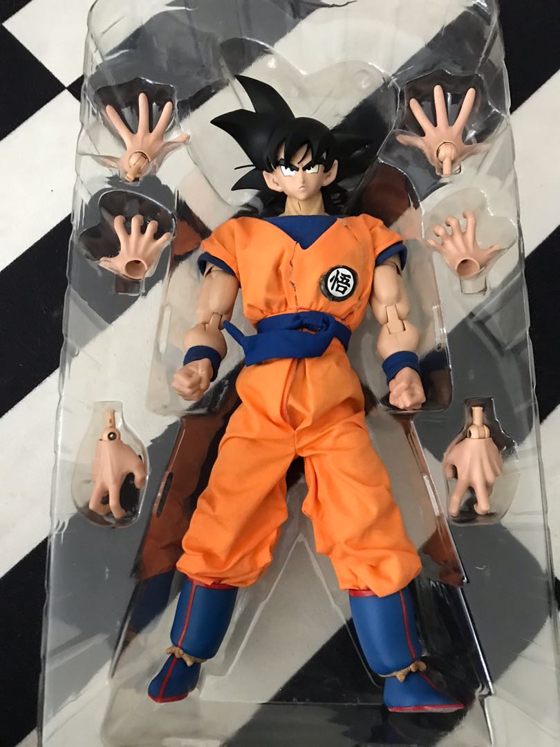 Medicom goku cheap