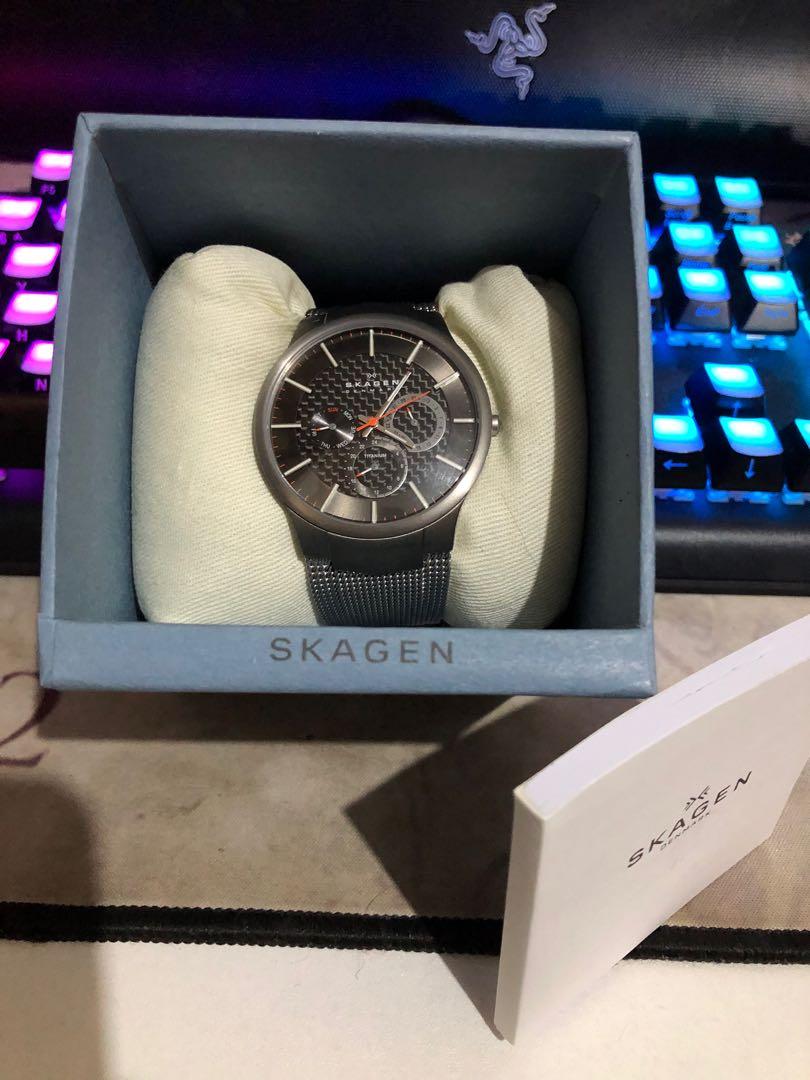 Skagen 809XLTTM Carbon Fiber Watch . Men s Fashion Watches