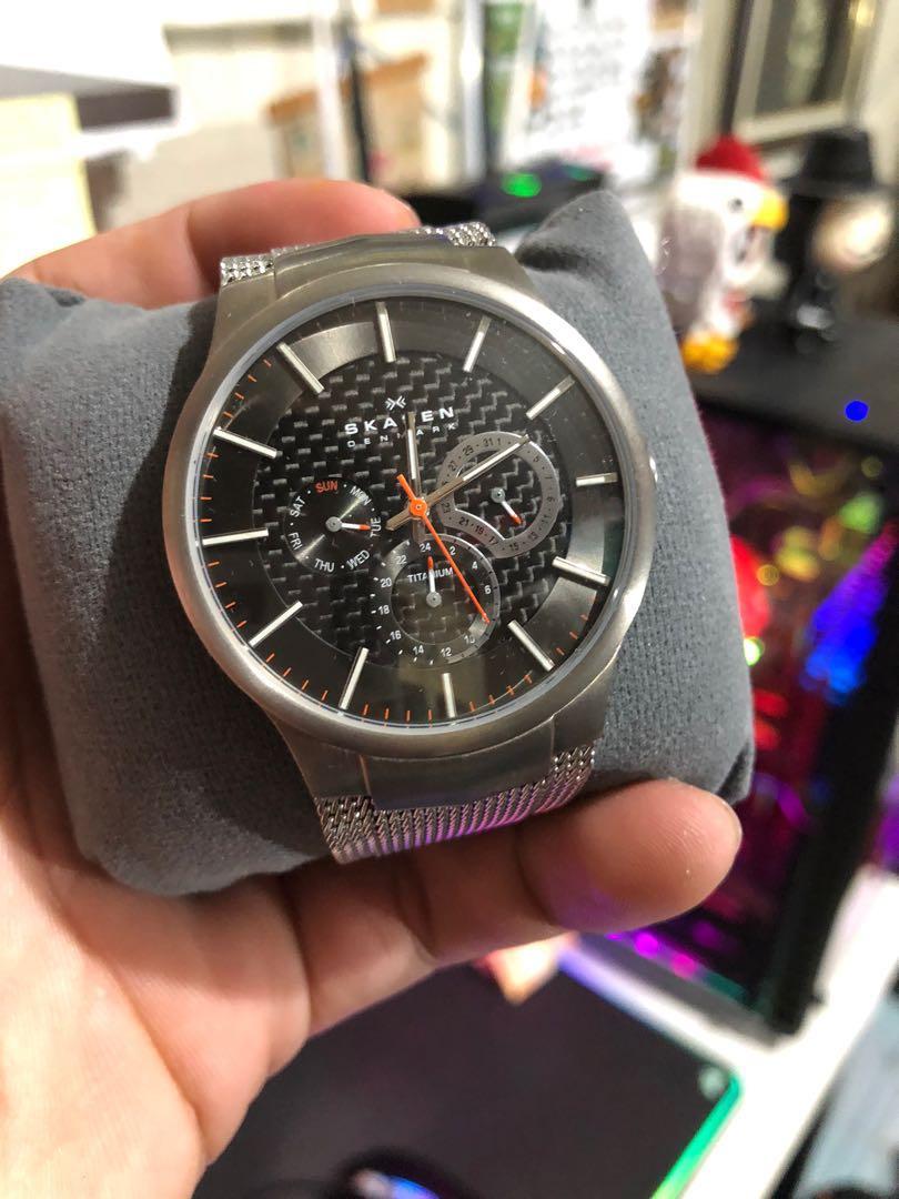 Skagen carbon fiber hotsell