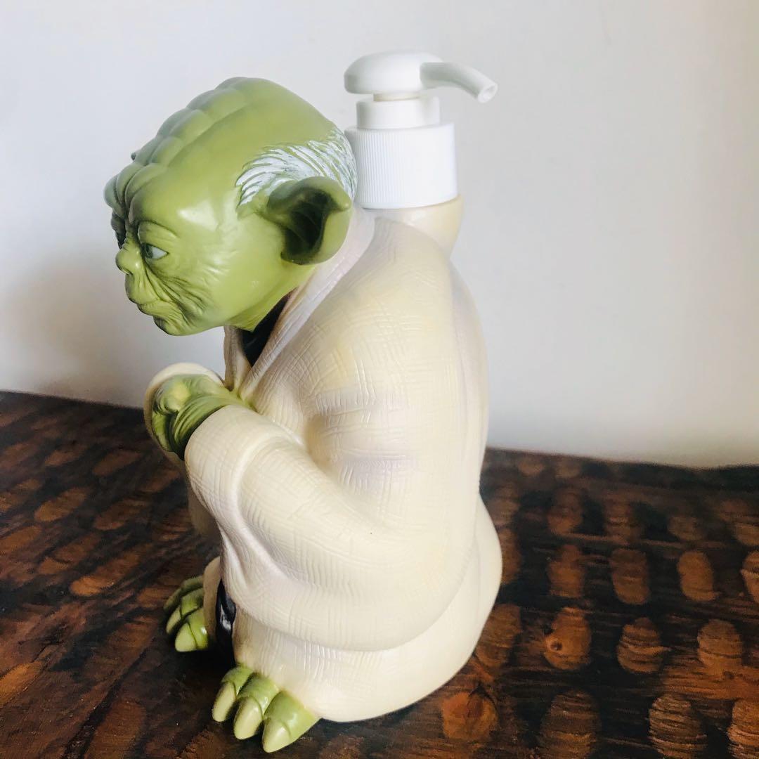 Vintage 2005 Star Wars Yoda Shampoo Bottle Japan Collectible, Hobbies