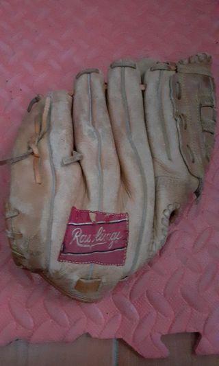 Rawlings Baseball Gloves, 2 in stock, Used, Authentic, Negotiable