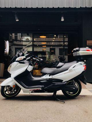 2015年 Suzuki Burgman AN650 ABS 漢堡 漢堡人 車況極優 可分期 免頭款 歡迎車換車 網路評價最優 業界分期利息最低 大羊 紅牌 Tmax C650 AK550 可參考