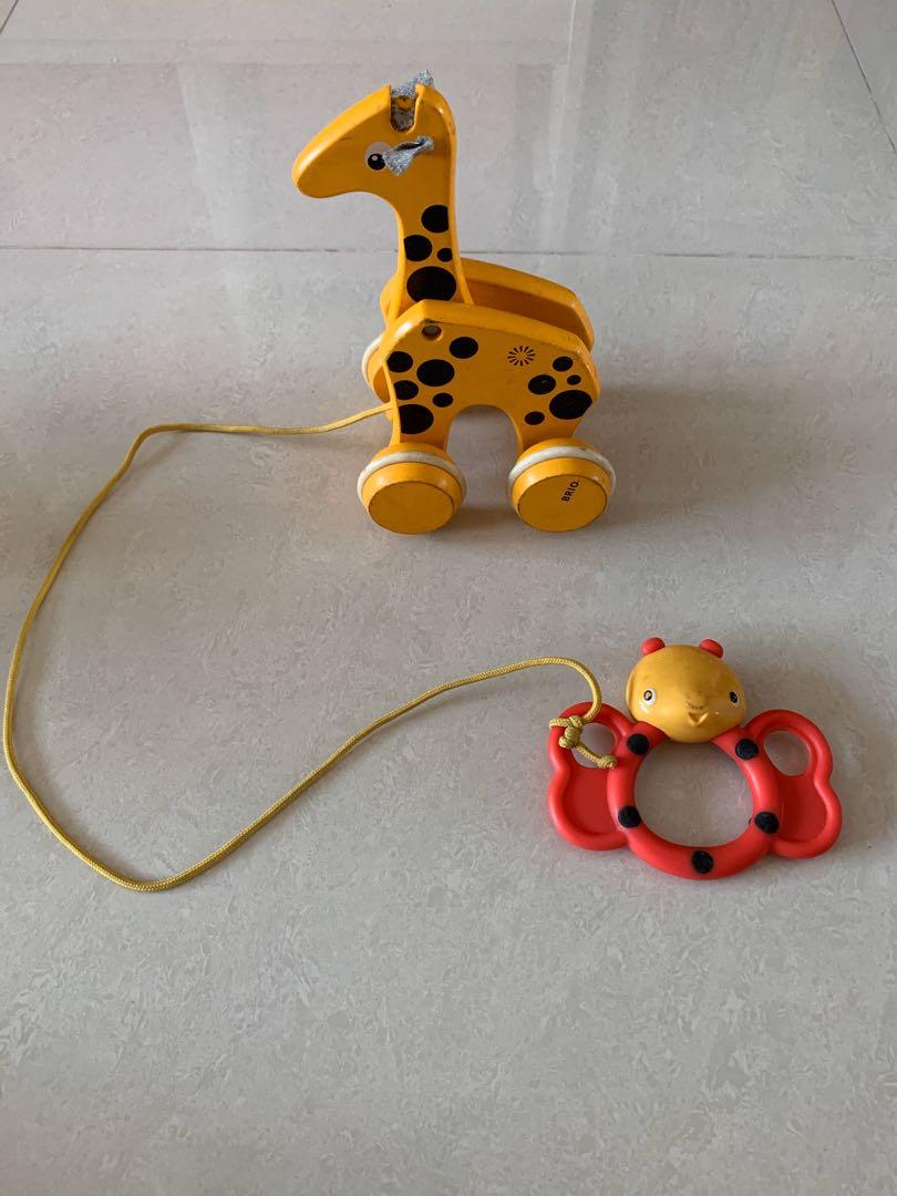 Brio pull along on sale giraffe