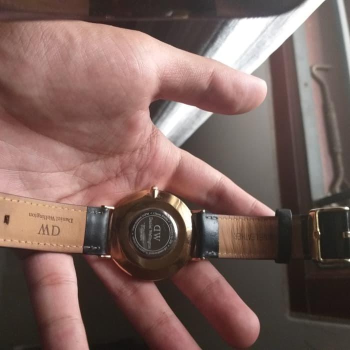 Jam Daniel Wellington 30mm