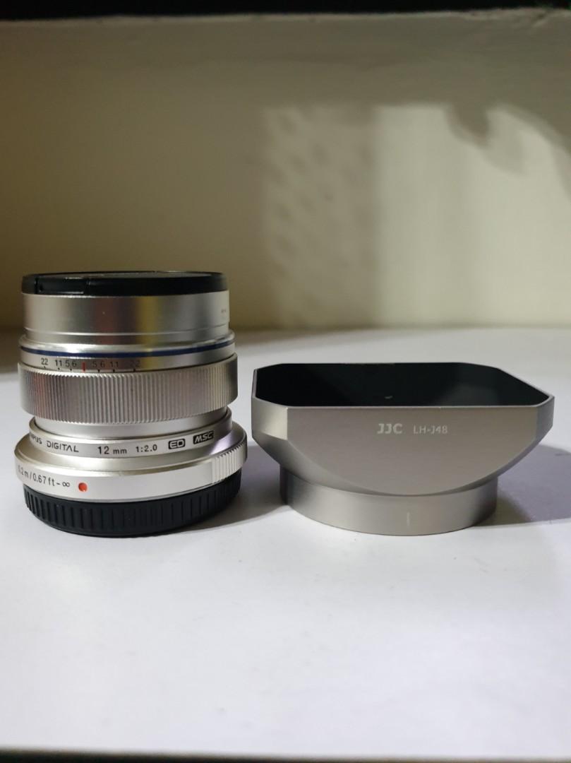 olympus 12mm f2 lens hood