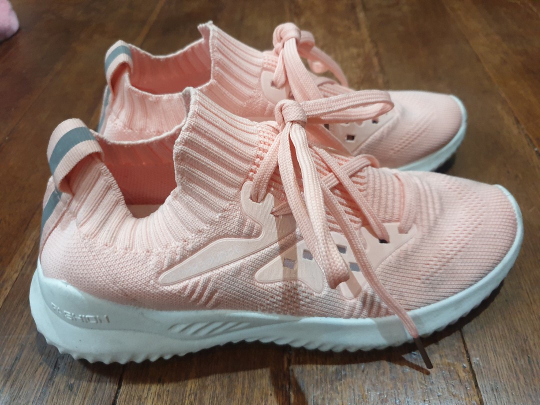 mens peach sneakers