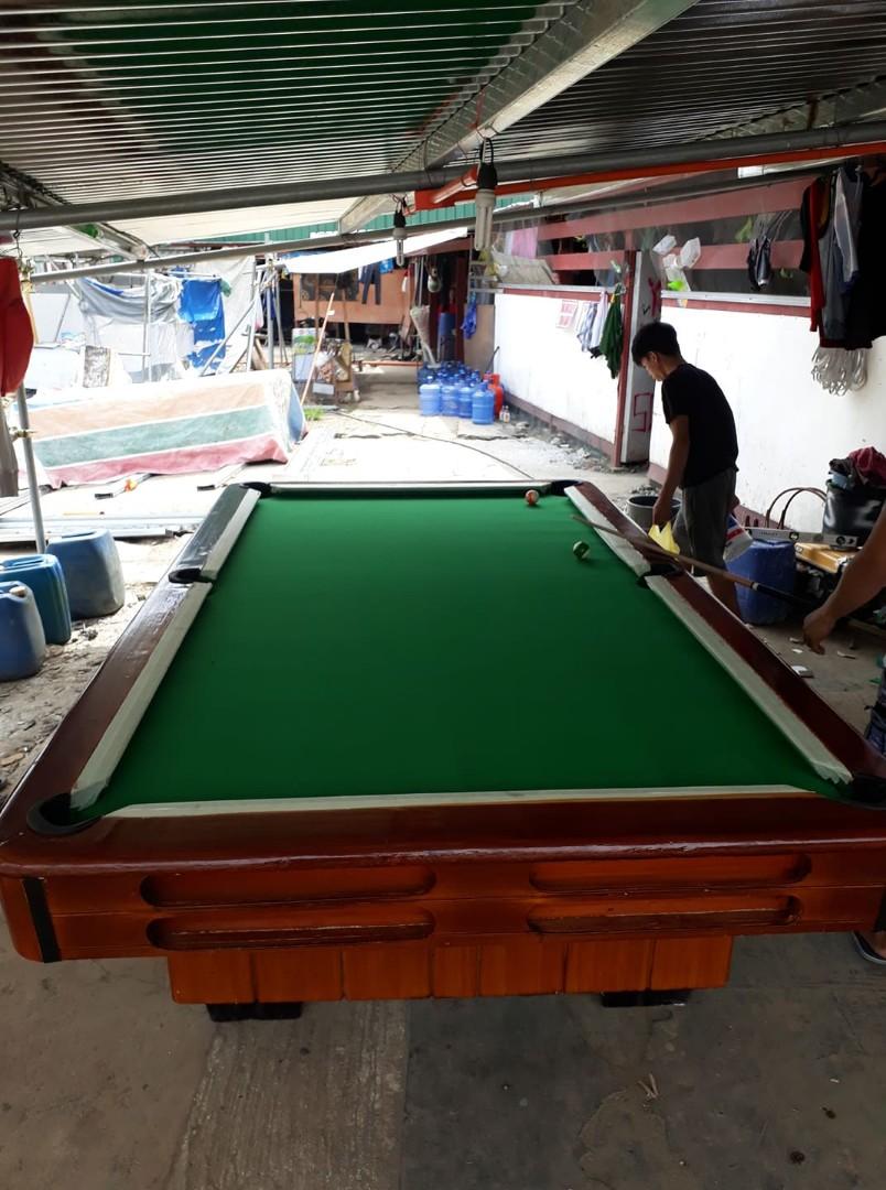 Refurbished Puyat Style Standard Billiard Table, Sports Equipment
