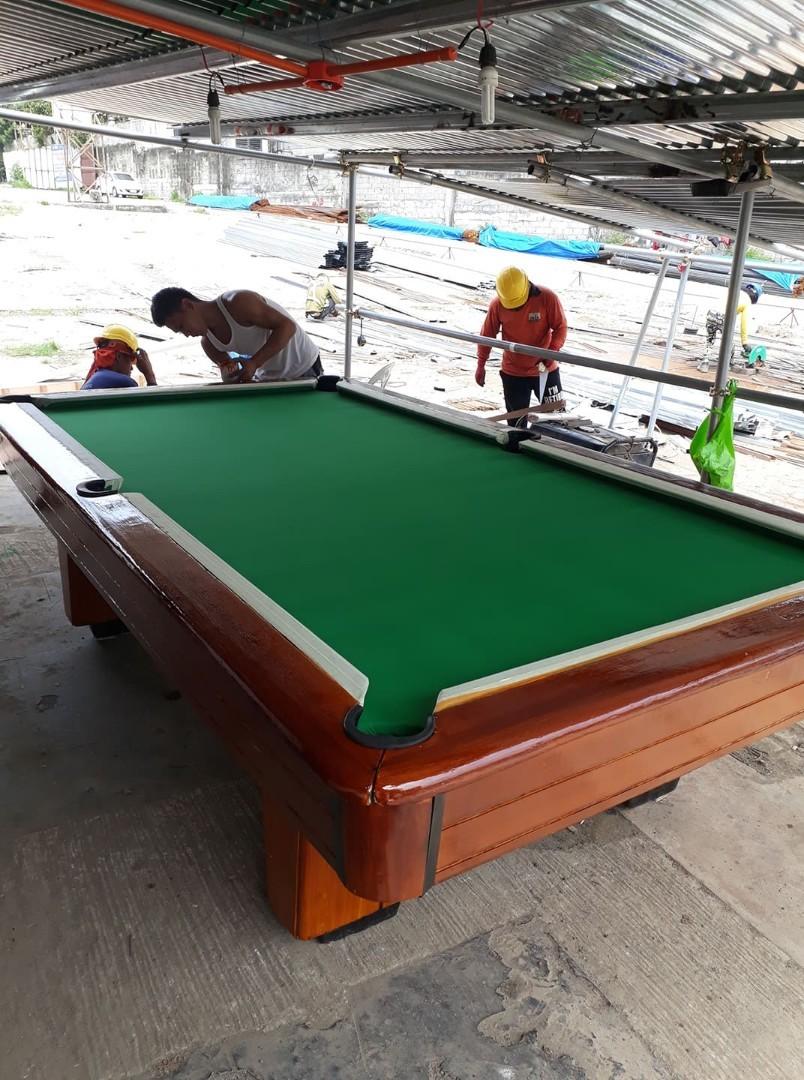 Refurbished Puyat Style Standard Billiard Table, Sports Equipment