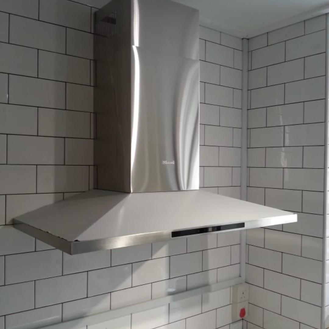 Rinnai Kitchen Chimney Hood Rarely Used Model Rh 991 Home