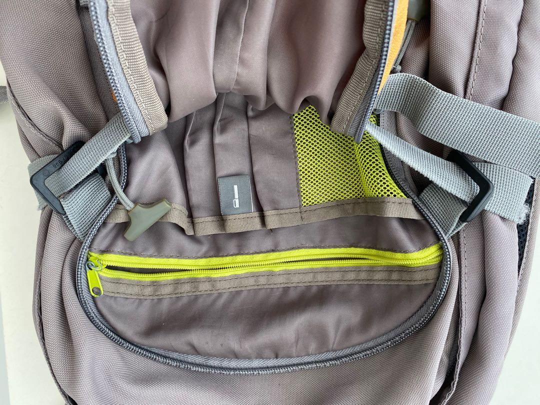 Samsonite Outlab Backpack Condition 6 10 Men s Fashion Bags Backpacks on Carousell