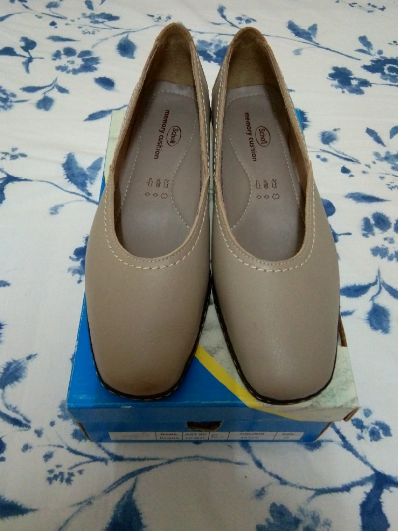 scholl memory cushion shoes