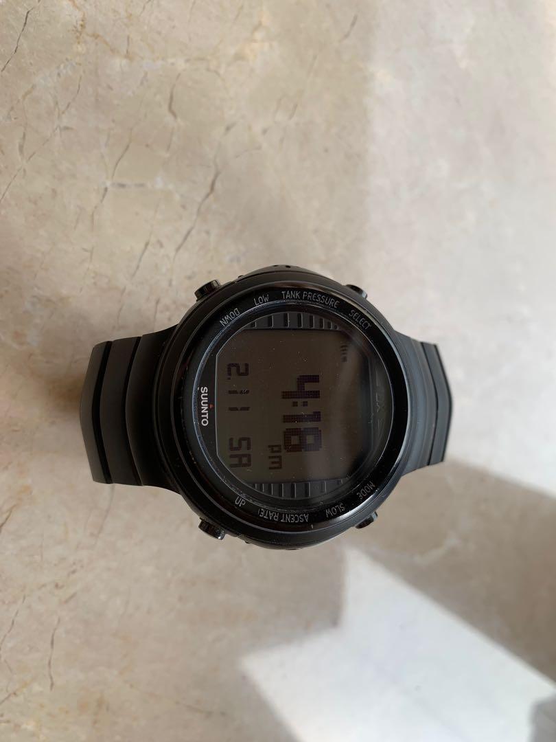 suunto titanium dive watch