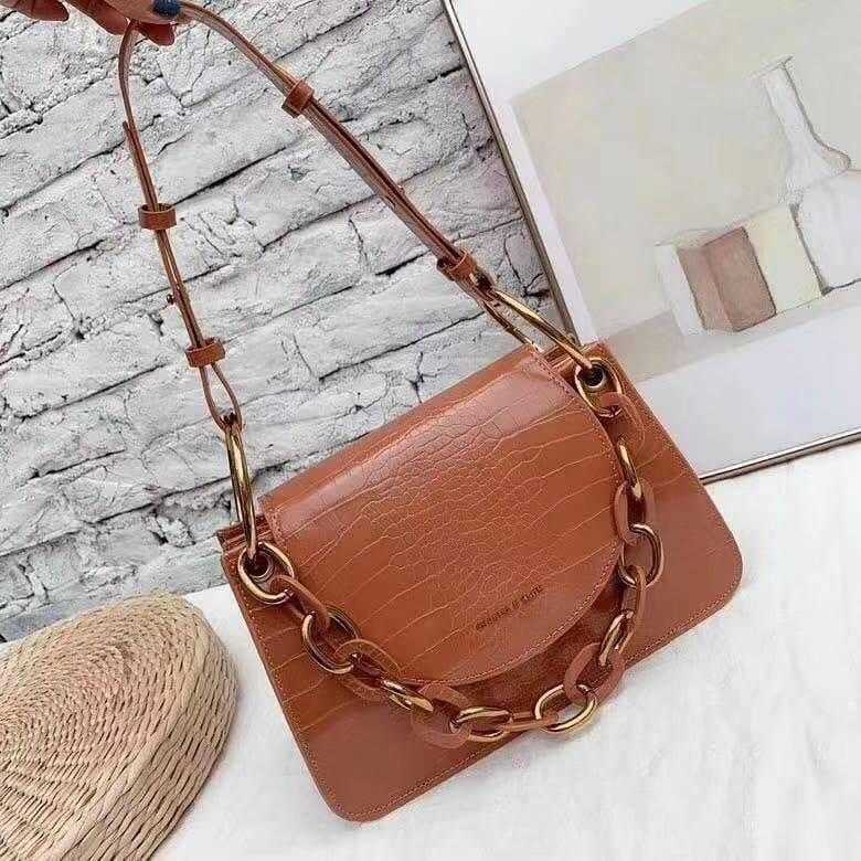 Tas Charles And Keith Croc Effect Chunky Chain Link Shoulder Bag