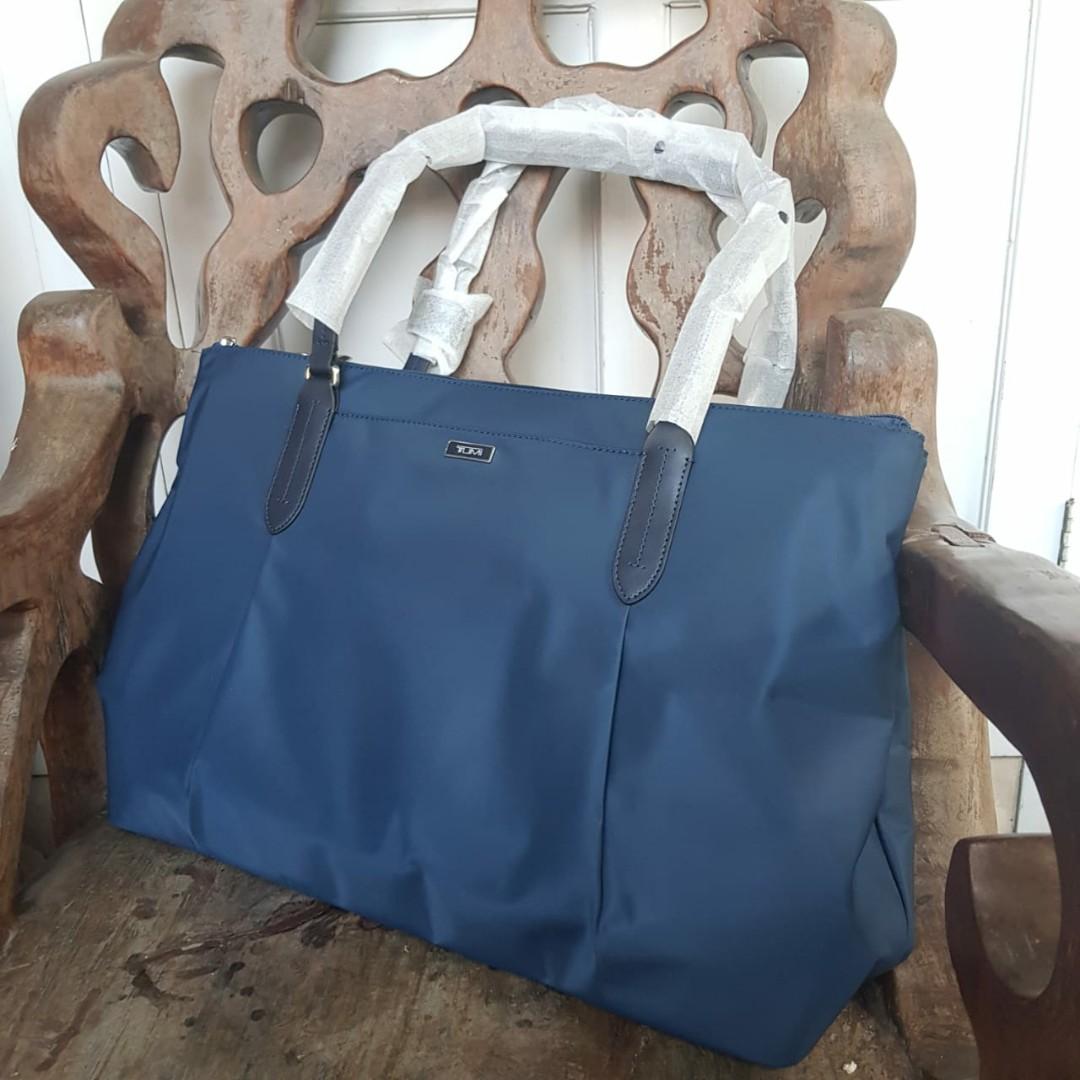 Tumi elinor business tote clearance