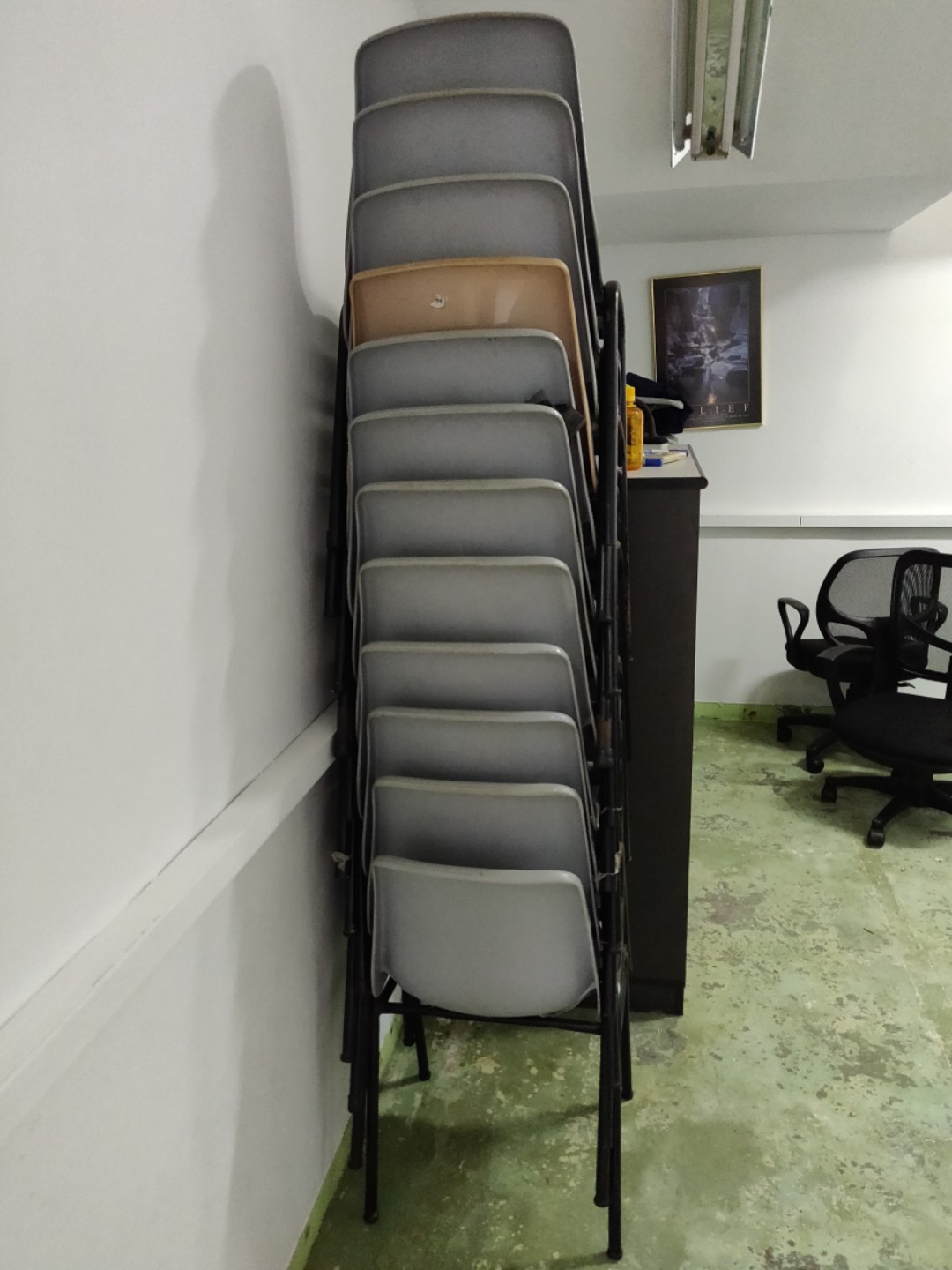 Used classroom chairs, Furniture & Home Living, Furniture, Chairs on