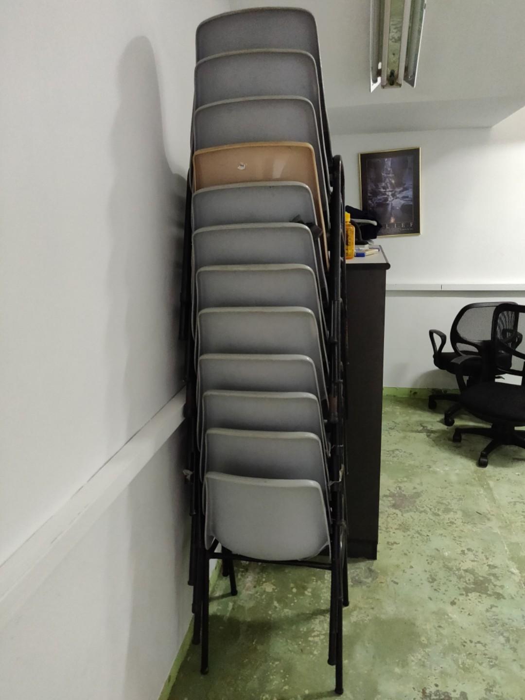 Used classroom chairs, Furniture & Home Living, Furniture, Chairs on