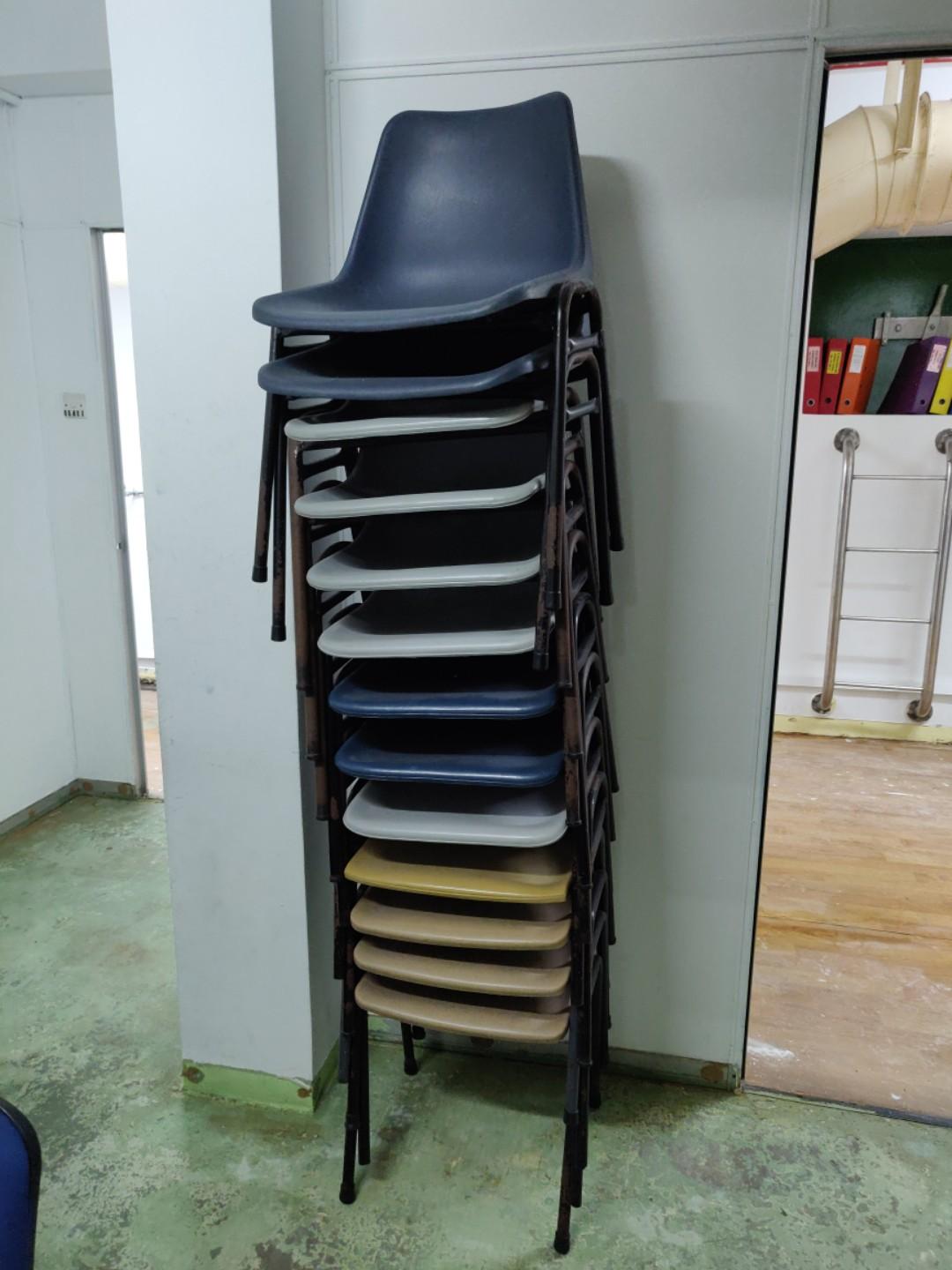 Used classroom chairs, Furniture & Home Living, Furniture, Chairs on