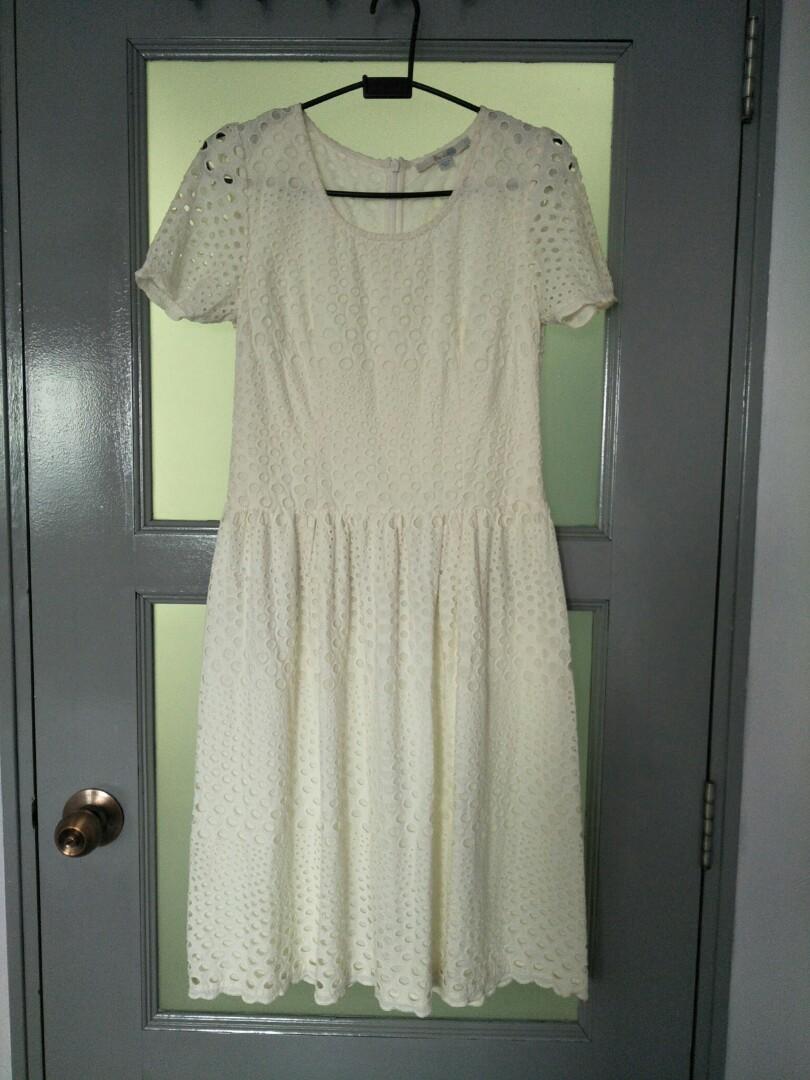 boden green lace dress