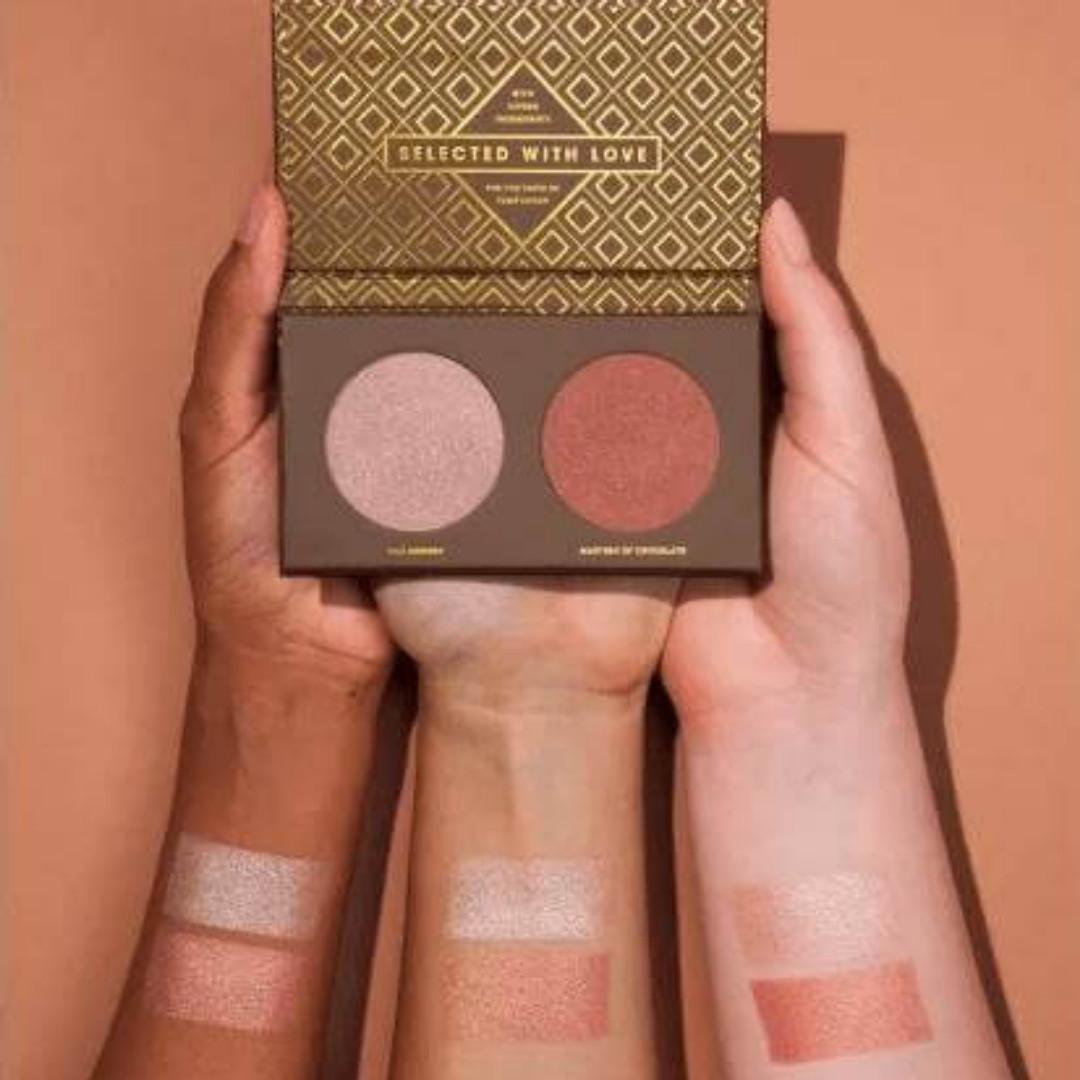 zoeva caramel melange highlighter palette