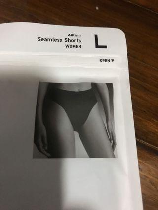 Uniqlo x AlexanderWang Seamless Short