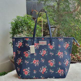Cath Kidston Large Everyday Zip Tote Bag - Navy Blue Bunch Floral Print