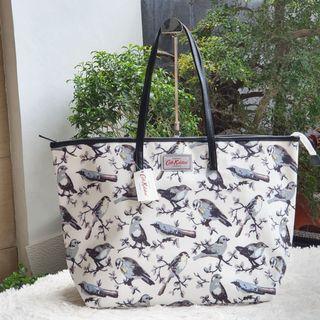 Cath Kidston Large Everyday Zip Tote Bag - White Humming Bird Print