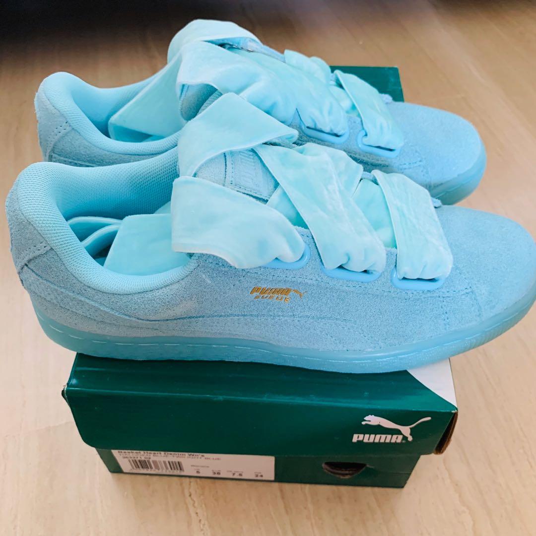 Puma basket best sale heart blue