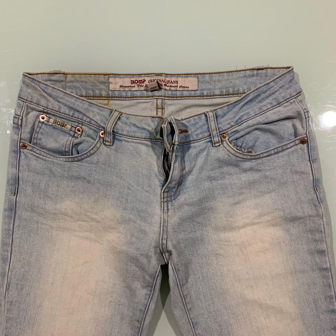 romp jeans price