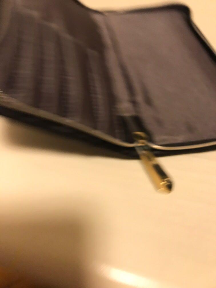 Brush case （分類：化妝品）位於 Hong Kong。 由 angelkoh 提交（商品編號 260355233，圖片 3）。簡介： 。