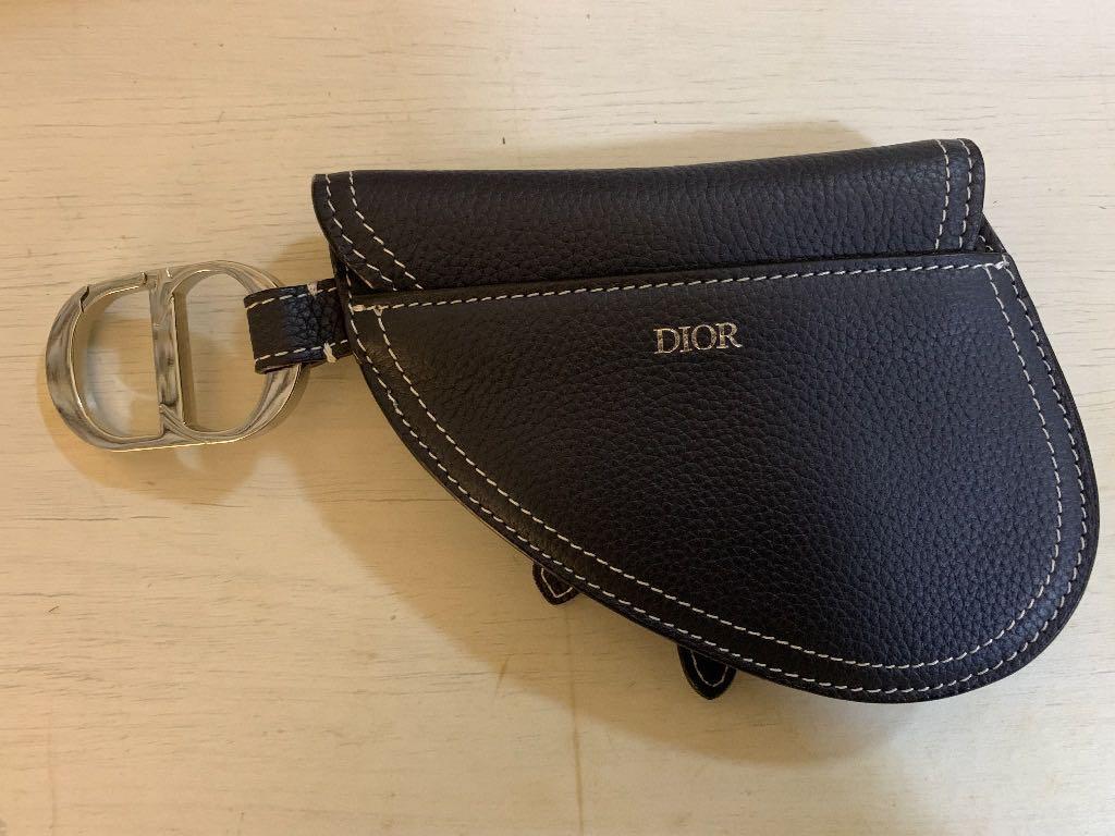 Dior x Kaws Mini Saddle Bag - Preloved, Women's Fashion, Bags & Wallets, Tote Bags on Carousell Dior X Kaws Mini Saddle Bag - Preloved, Women'S Fashion, Bags & Wallets, Tote Bags On Carousell