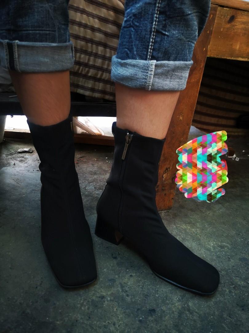Donald j discount pliner ankle boots