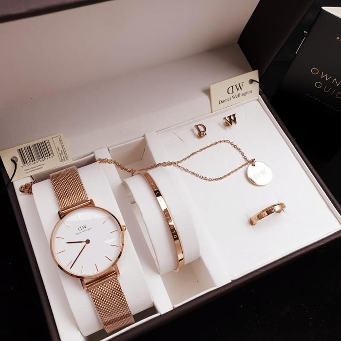 Jam tangan wanita clearance daniel wellington ori